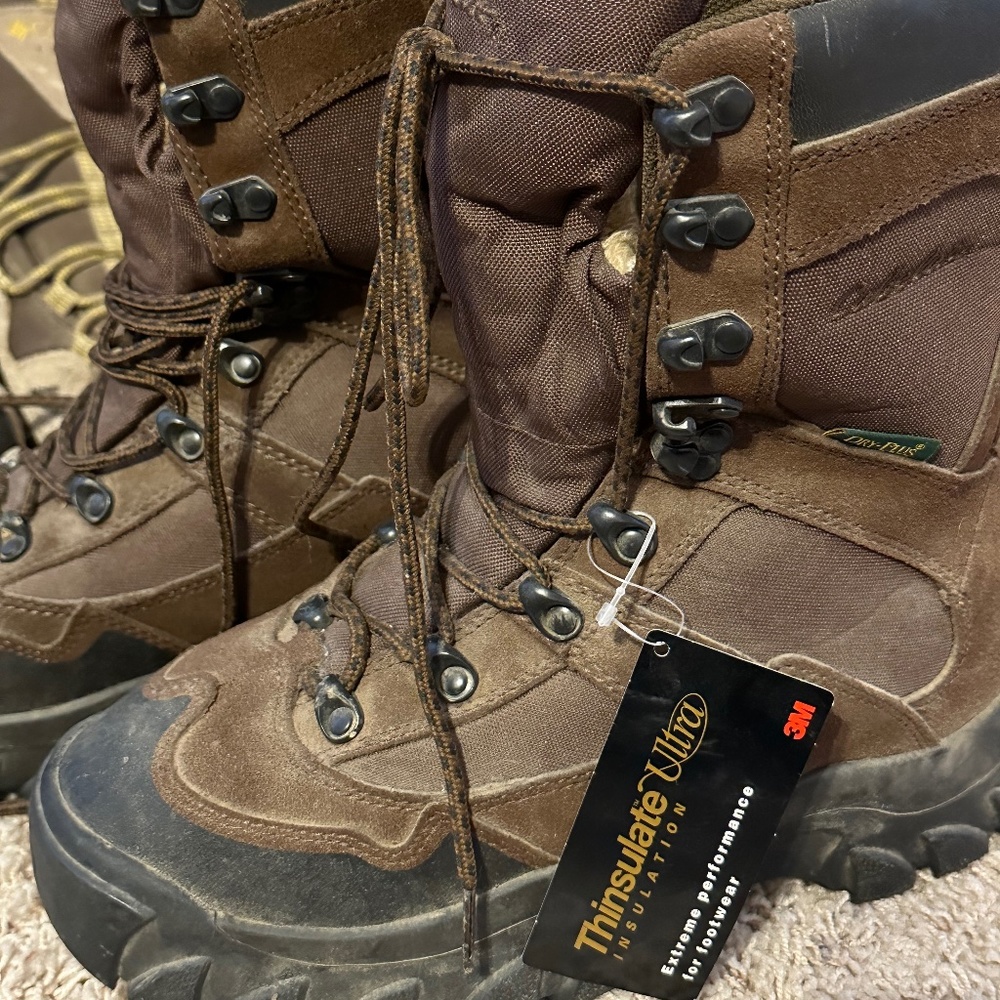 Cabelas Snowboots